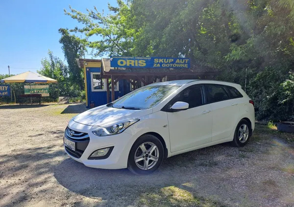 hyundai Hyundai I30 cena 23900 przebieg: 220000, rok produkcji 2013 z Płońsk